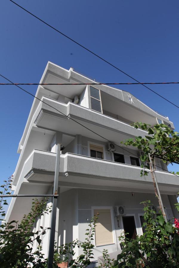 Mane Apartments Sarande Luaran gambar