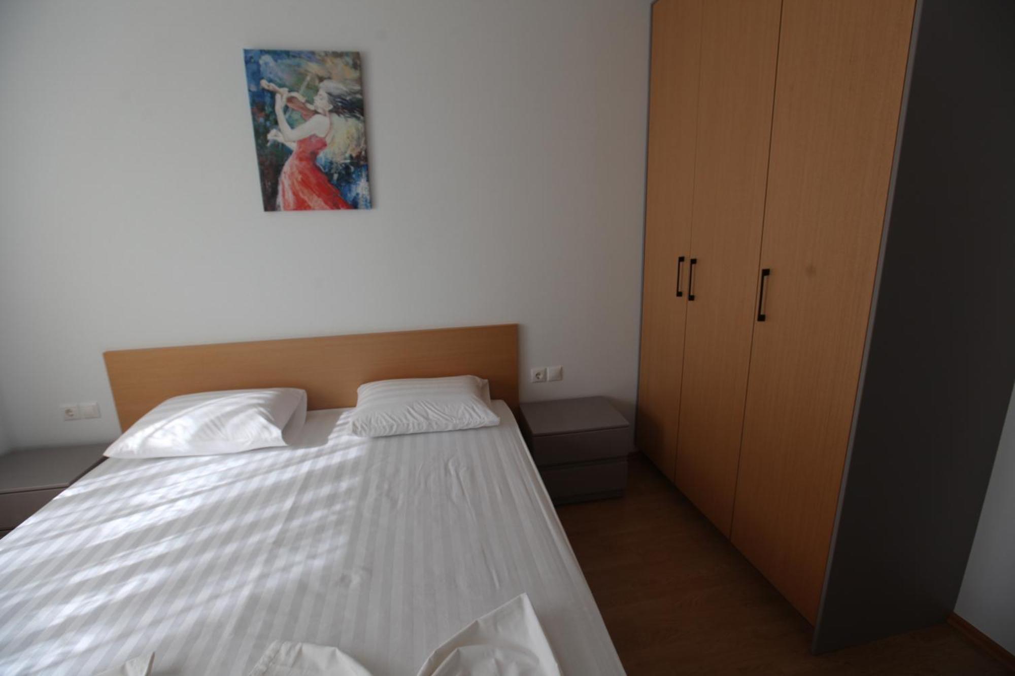 Mane Apartments Sarande Luaran gambar