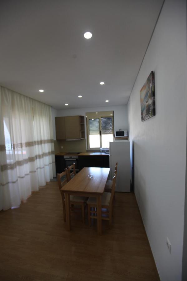 Mane Apartments Sarande Luaran gambar