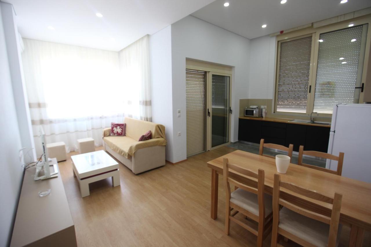 Mane Apartments Sarande Luaran gambar