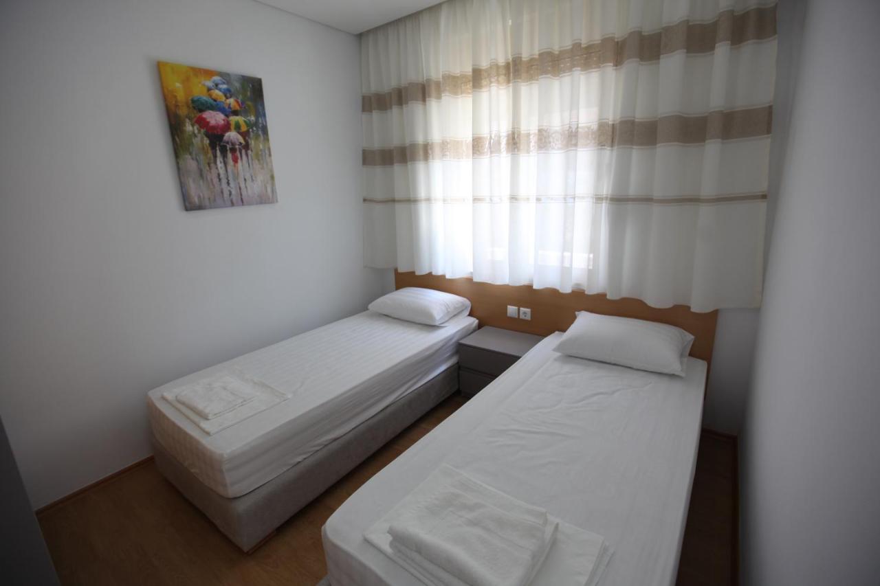 Mane Apartments Sarande Luaran gambar