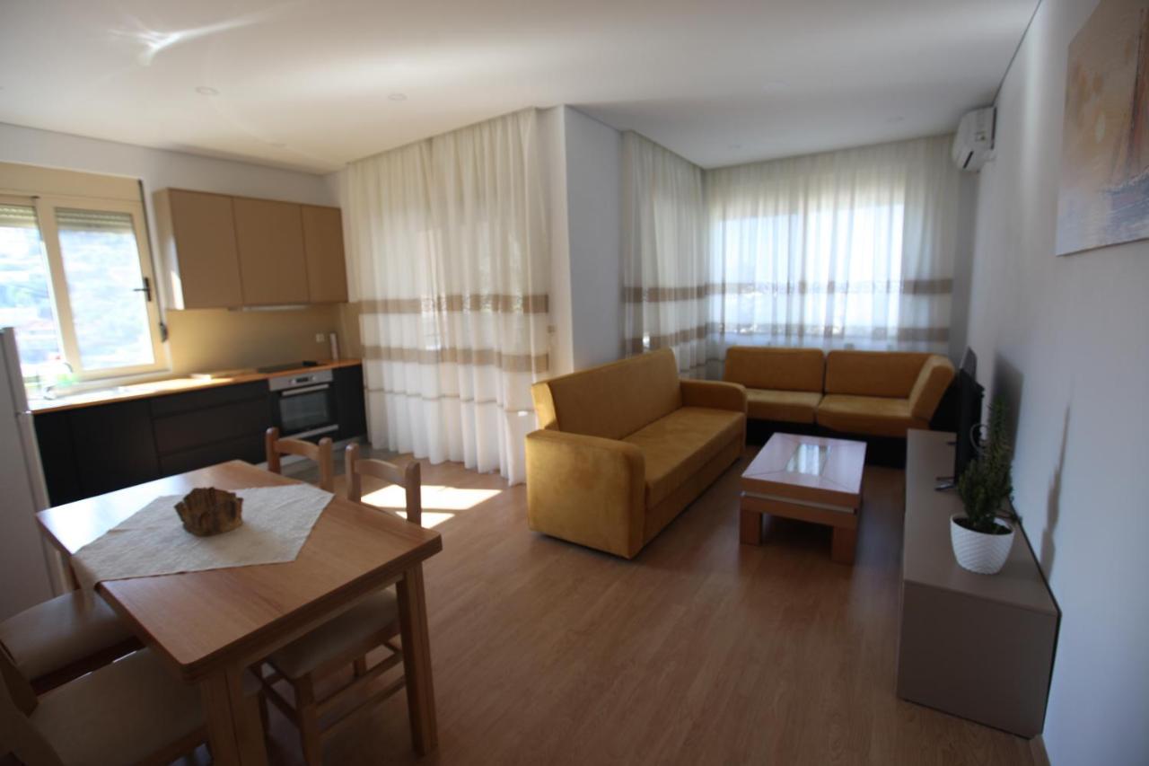 Mane Apartments Sarande Luaran gambar