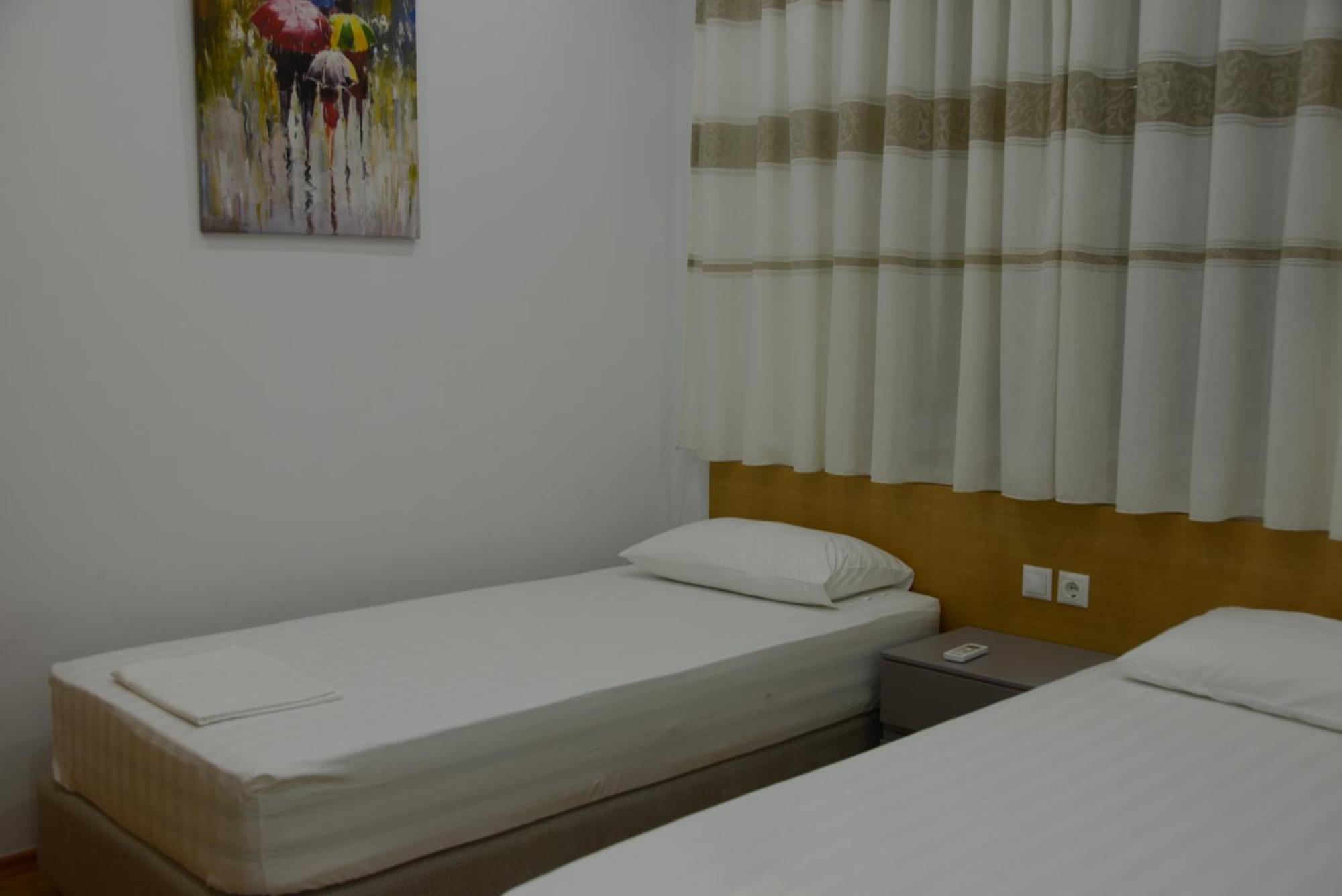Mane Apartments Sarande Luaran gambar
