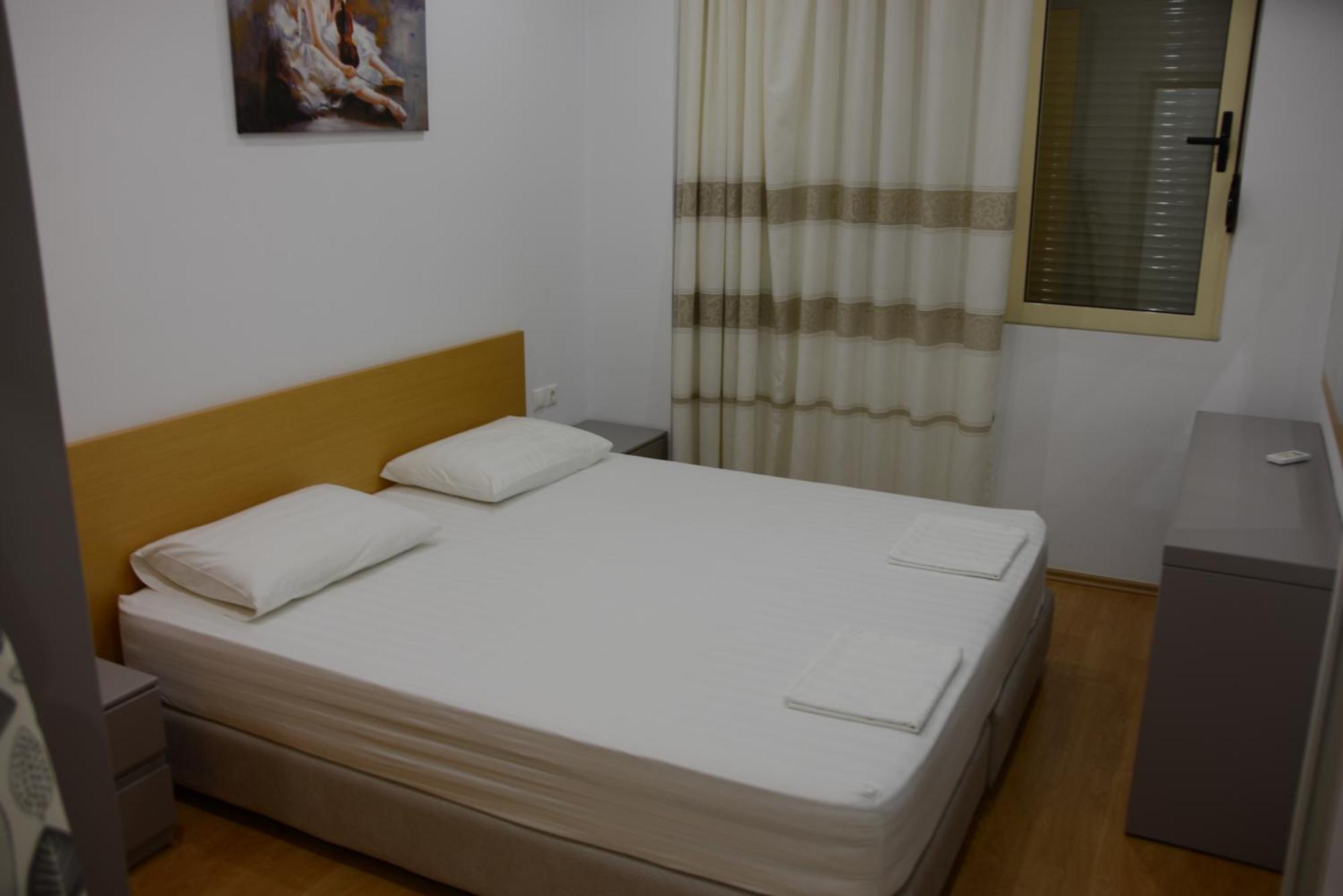 Mane Apartments Sarande Luaran gambar